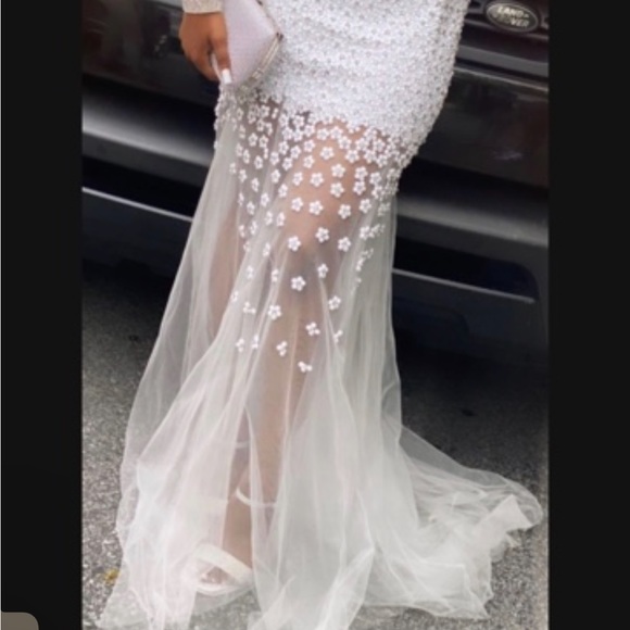 PROM DRESS , FOR SALE - Picture 3 of 6